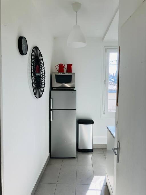 The Artist'S Apartment Near The Metro Saint-Denis  Ngoại thất bức ảnh